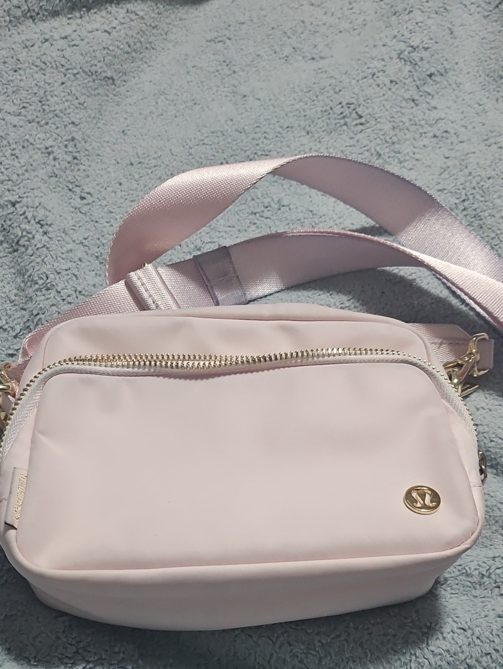 lululemon athletica Light Pink Crossbody Bag with Wide Strap